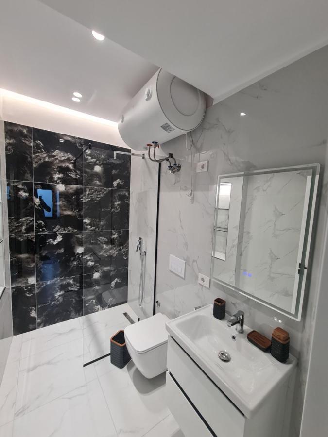 Am Luxury Apartment Tirana Exteriér fotografie