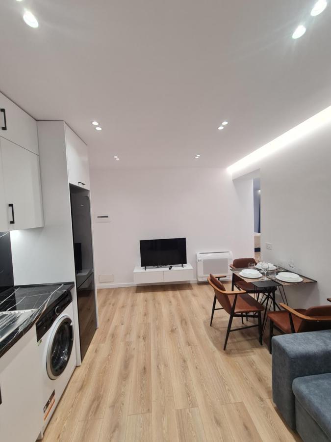 Am Luxury Apartment Tirana Exteriér fotografie